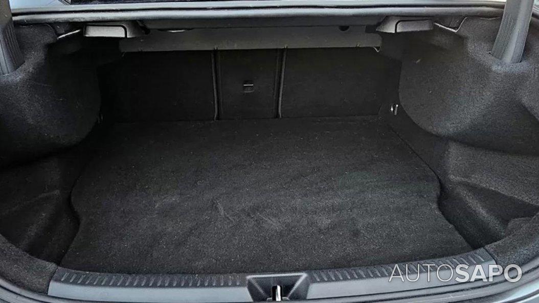 Mercedes-Benz Classe A 250 e AMG Line de 2020