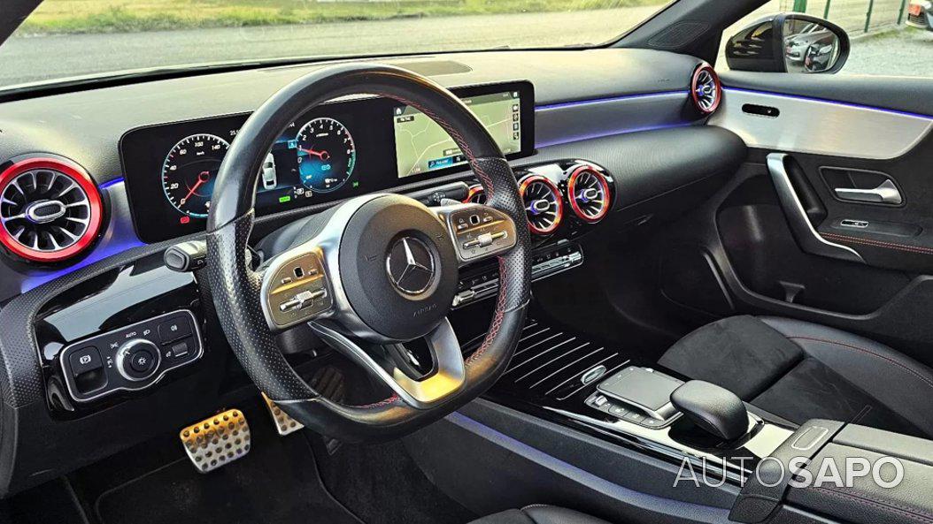 Mercedes-Benz Classe A 250 e AMG Line de 2020