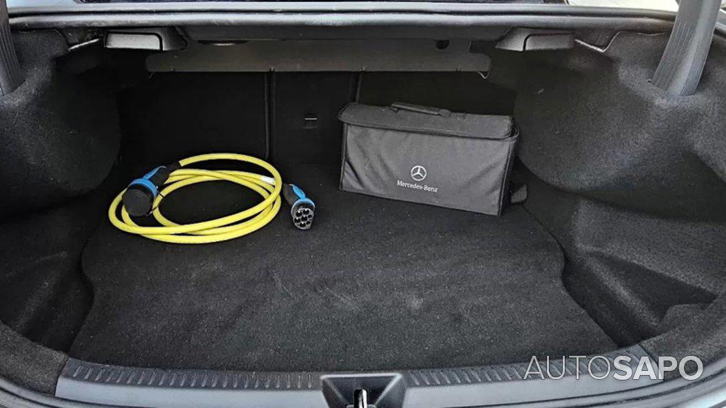 Mercedes-Benz Classe A 250 e AMG Line de 2020