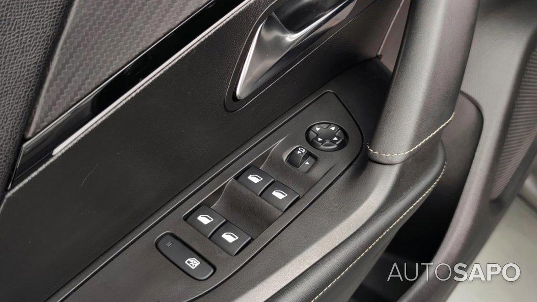 Peugeot 2008 1.5 BlueHDi GT de 2021