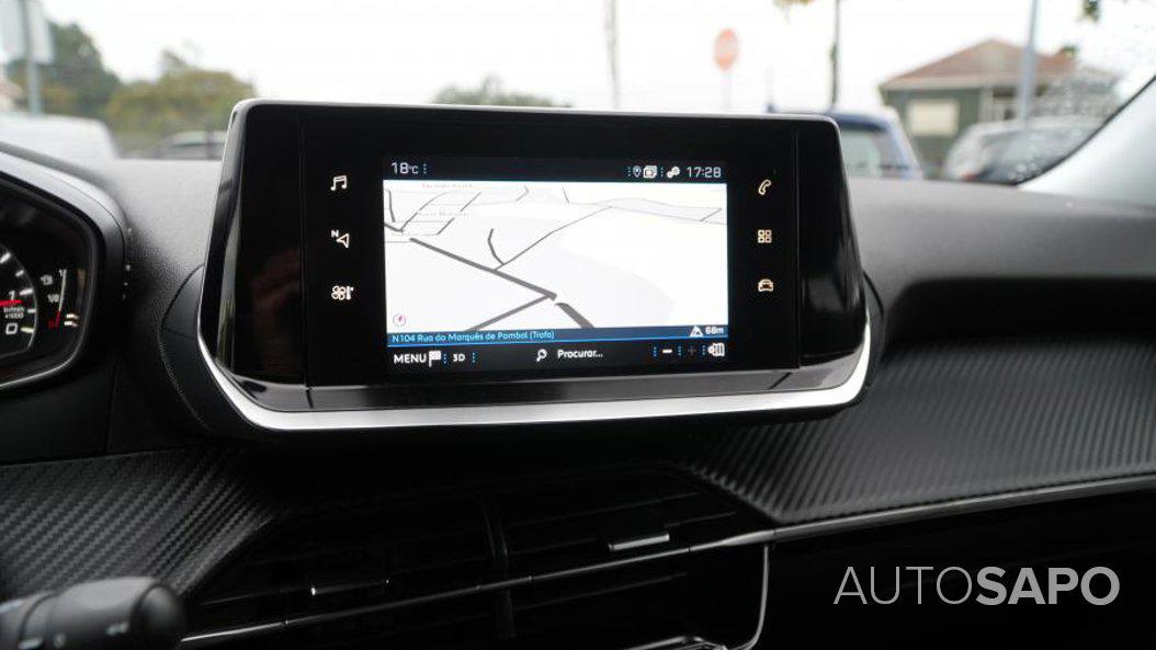 Peugeot 2008 1.2 PureTech Active EAT8 de 2022