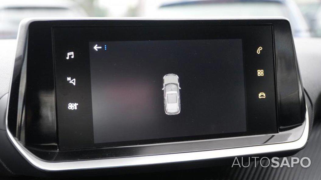 Peugeot 2008 1.2 PureTech Active EAT8 de 2022