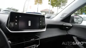 Peugeot 2008 1.2 PureTech Active EAT8 de 2022