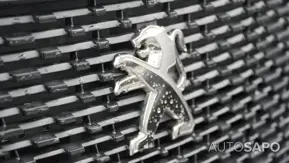 Peugeot 2008 1.2 PureTech Active EAT8 de 2022