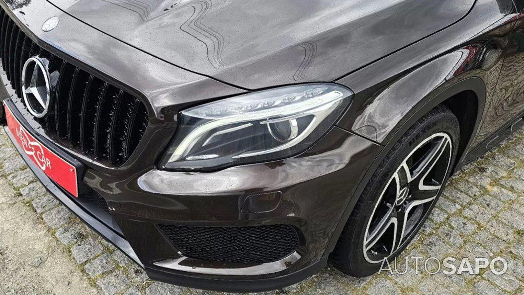 Mercedes-Benz Classe GLA 180 AMG Line Aut. de 2015