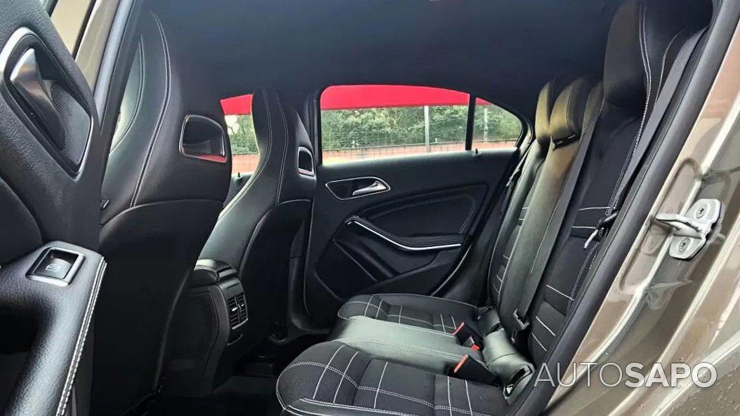 Mercedes-Benz Classe A 180 CDi B.E. Urban de 2013
