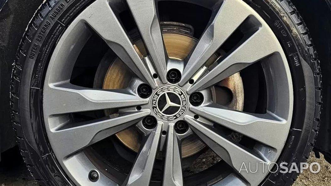 Mercedes-Benz Classe A 180 CDi BlueEfficiency Urban de 2014