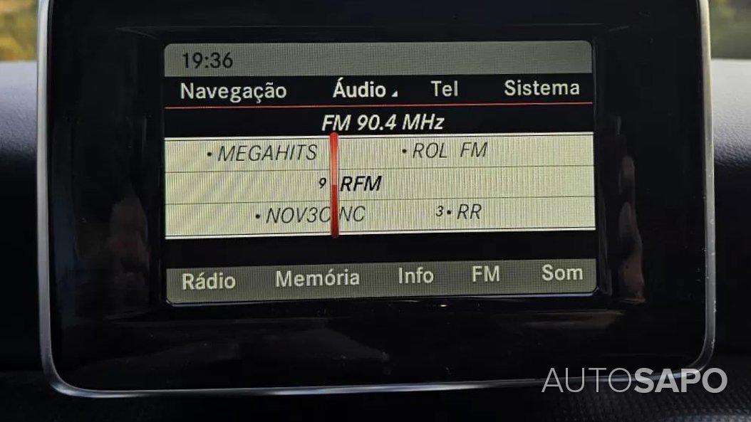 Mercedes-Benz Classe A 180 CDi BlueEfficiency Urban de 2014