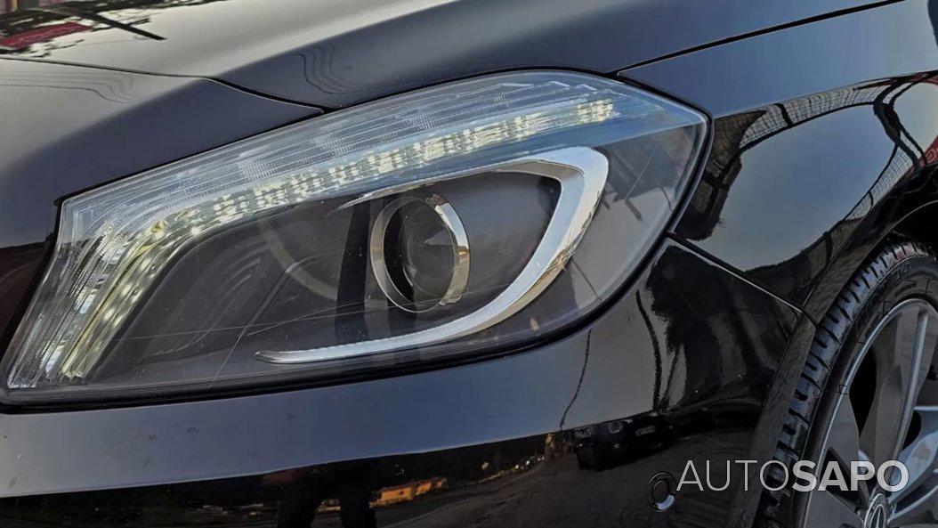 Mercedes-Benz Classe A 180 CDi BlueEfficiency Urban de 2014