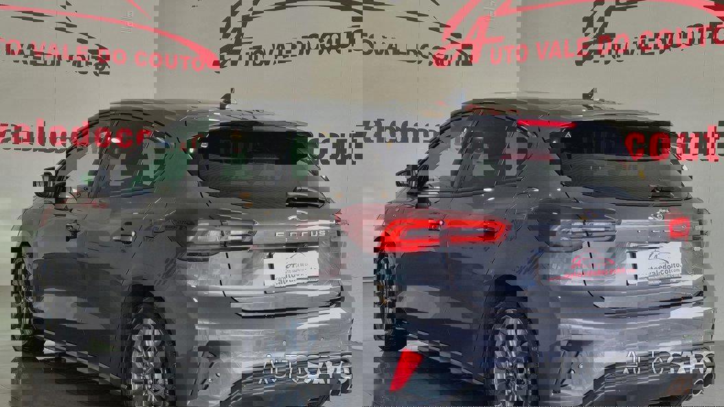 Ford Focus 1.0 EcoBoost ST-Line de 2023