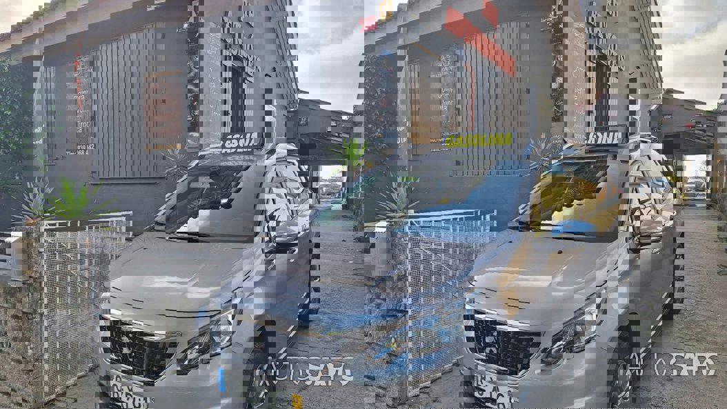 Peugeot 2008 1.2 PureTech Style de 2019