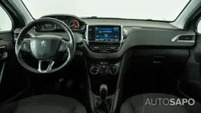 Peugeot 208 1.2 PureTech Style de 2018