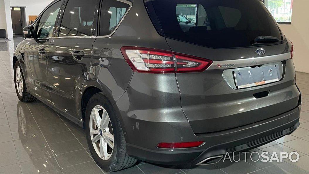 Ford S-Max 2.0 TDCi Titanium S 7L de 2015