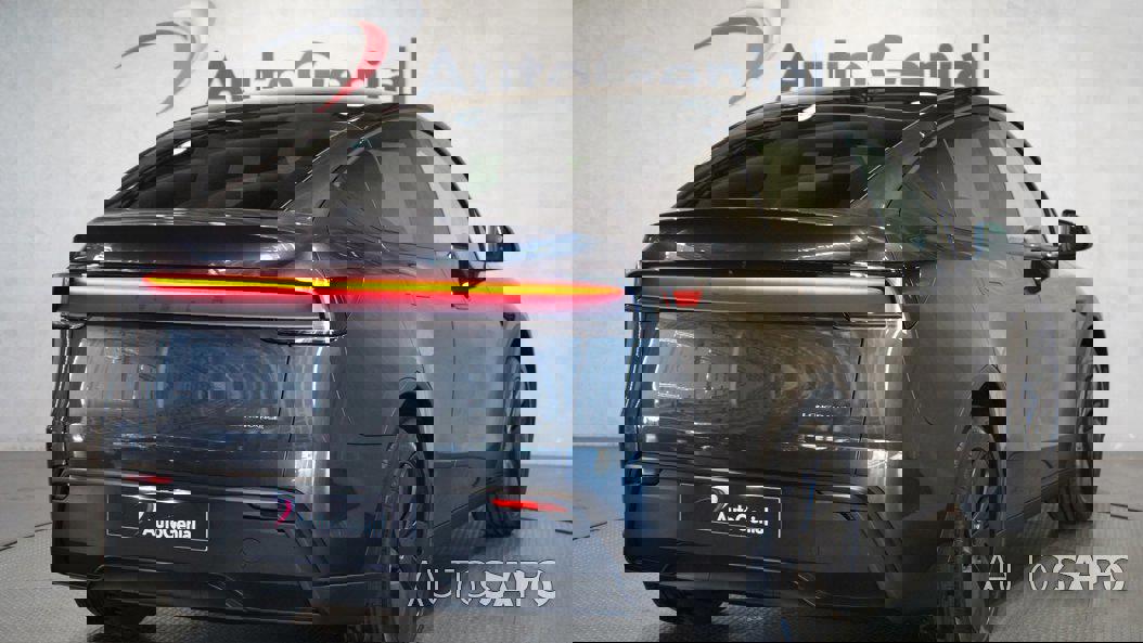 Tesla Model Y de 2025