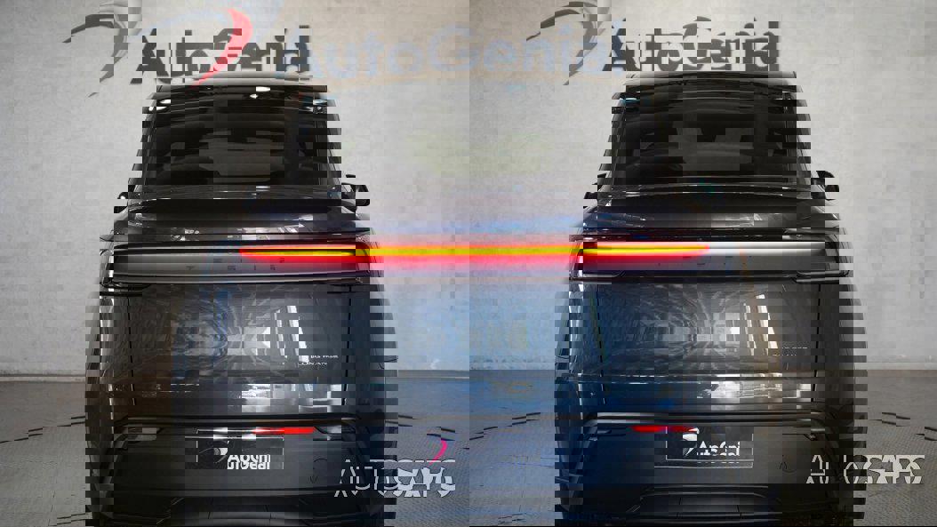 Tesla Model Y de 2025