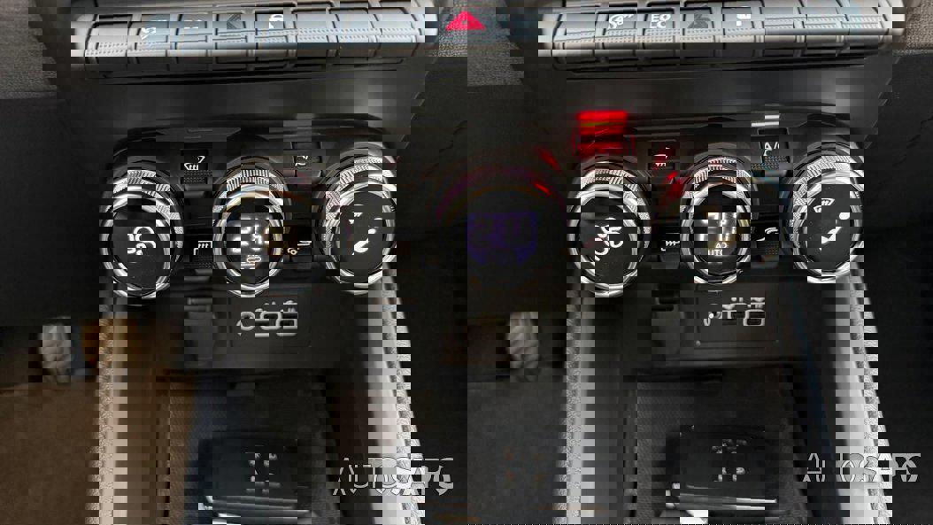 Mitsubishi Colt de 2025