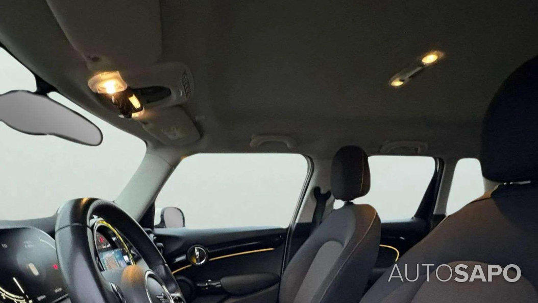 MINI Cooper Auto de 2022