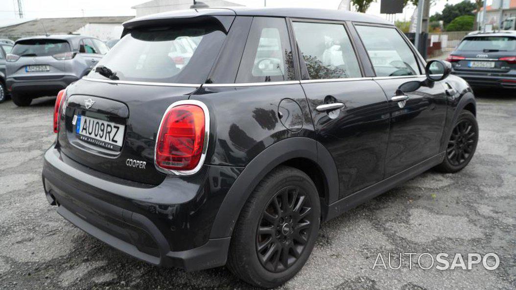 MINI Cooper Auto de 2022