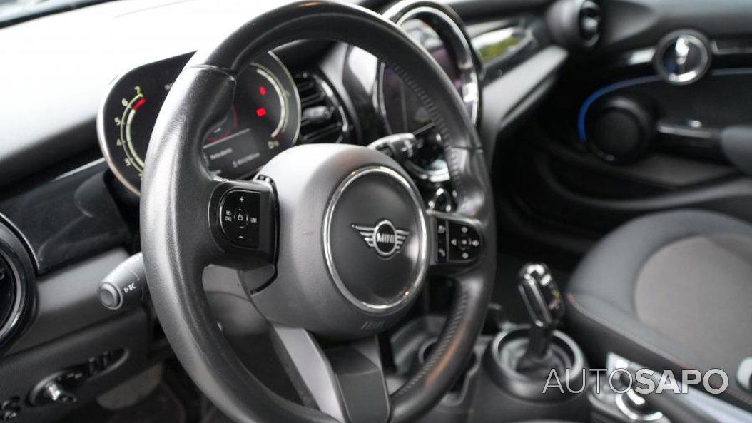 MINI Cooper Auto de 2022