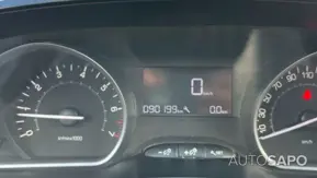 Peugeot 208 1.2 PureTech Style de 2016