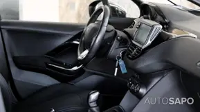 Peugeot 208 1.2 PureTech Style de 2018