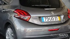 Peugeot 208 1.2 PureTech Style de 2018