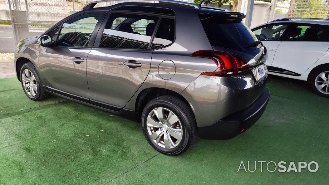 Peugeot 2008 1.6 BlueHDi Style de 2017