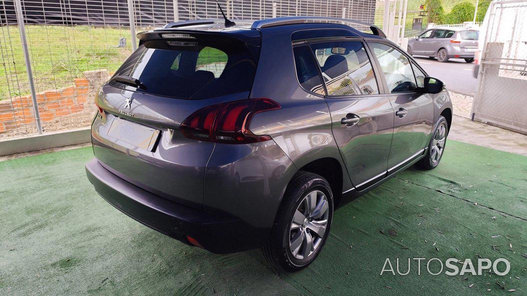 Peugeot 2008 1.6 BlueHDi Style de 2017