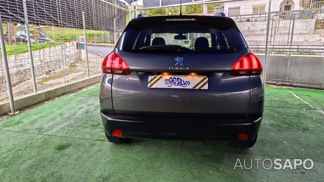 Peugeot 2008 1.6 BlueHDi Style de 2017