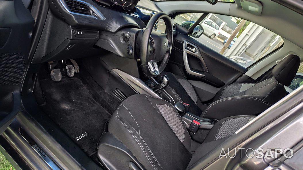 Peugeot 2008 1.6 BlueHDi Style de 2017