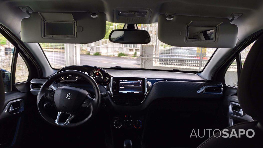 Peugeot 2008 1.6 BlueHDi Style de 2017