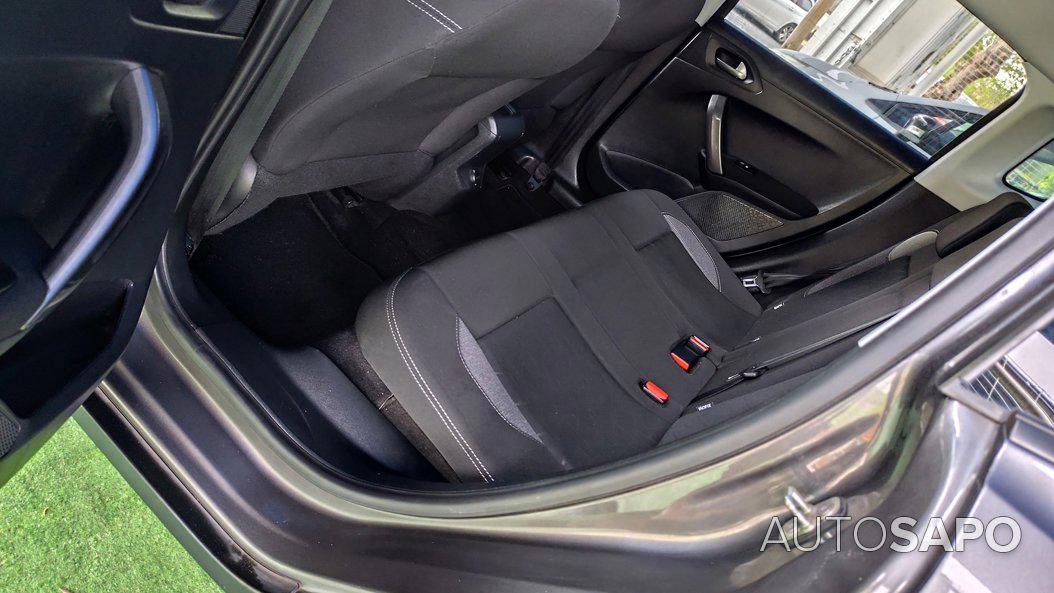 Peugeot 2008 1.6 BlueHDi Style de 2017