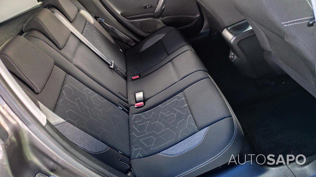 Peugeot 2008 1.6 BlueHDi Style de 2017