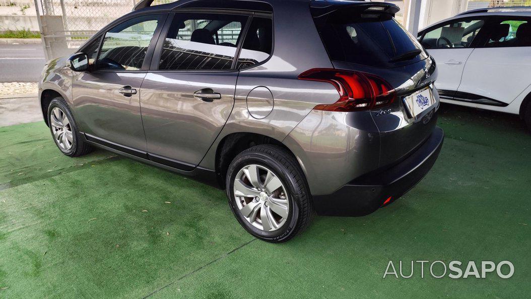 Peugeot 2008 1.6 BlueHDi Style de 2017