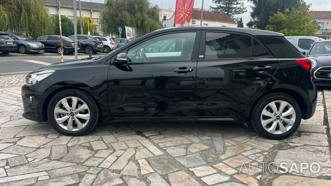 Kia Rio de 2023