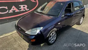 Ford Focus 1.6 Ghia de 2001