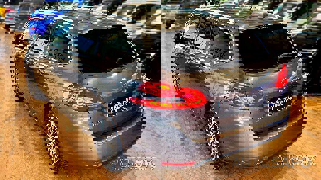 Peugeot 308 1.2 PureTech Allure Pack EAT8 de 2021