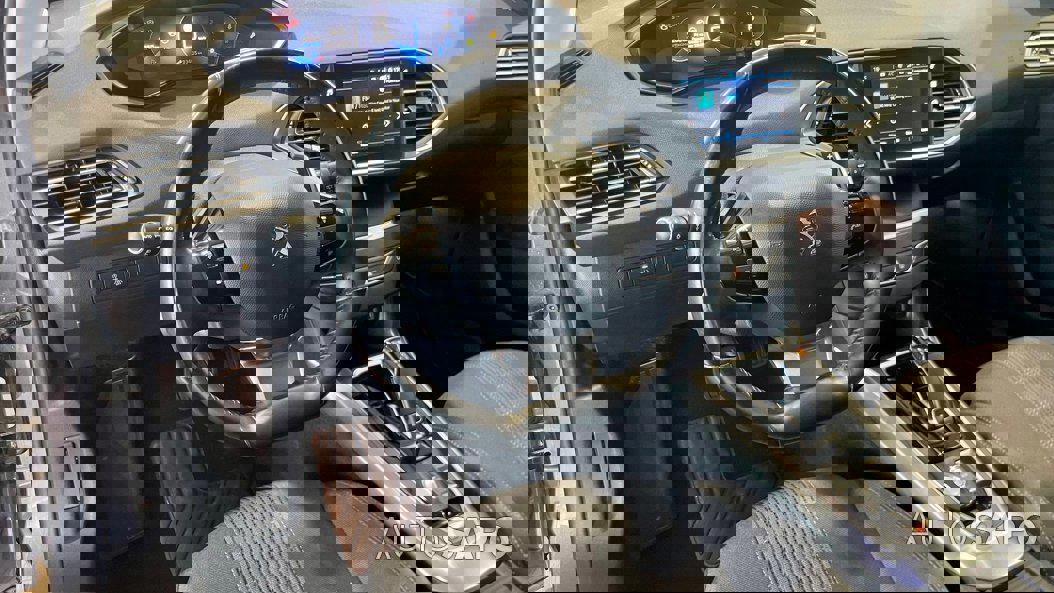 Peugeot 308 1.2 PureTech Allure Pack EAT8 de 2021