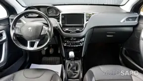 Peugeot 2008 1.2 PureTech Allure de 2019