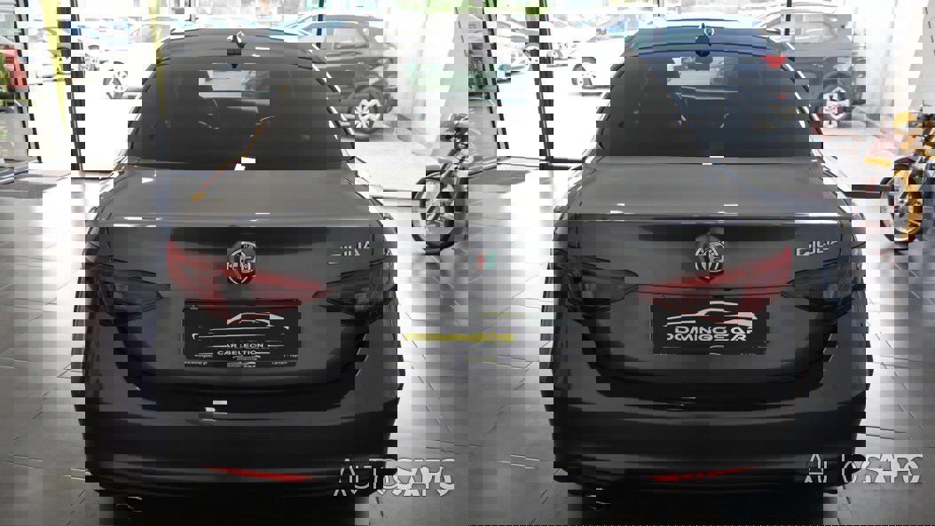 Alfa Romeo Giulia 2.2 D Super AT8 de 2016