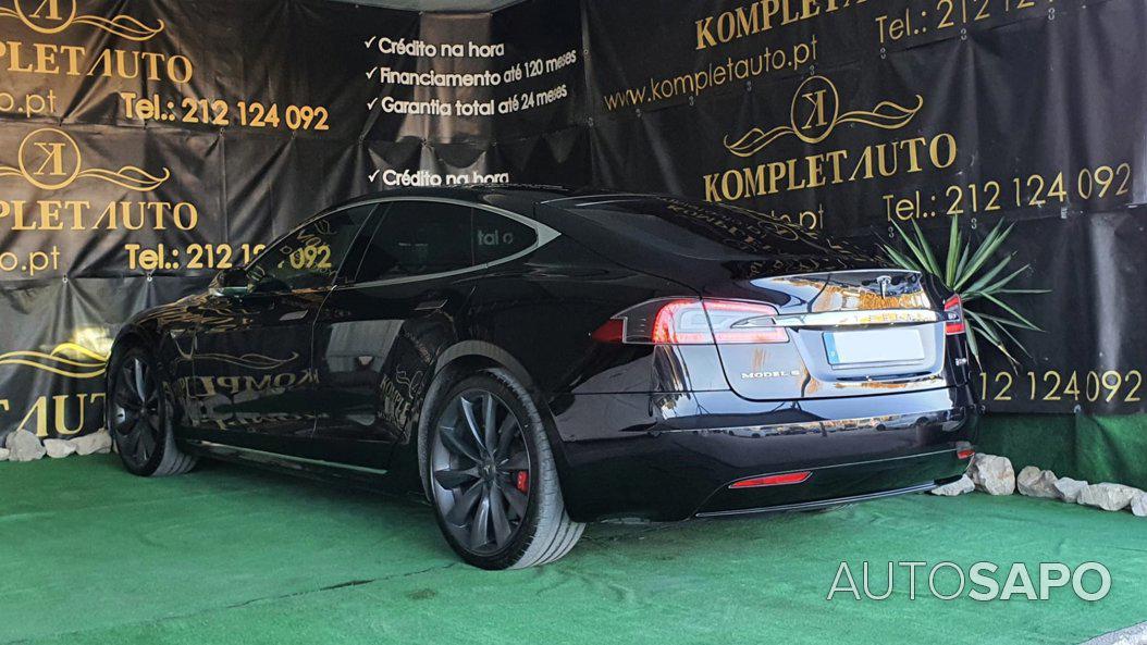 Tesla Model S de 2016