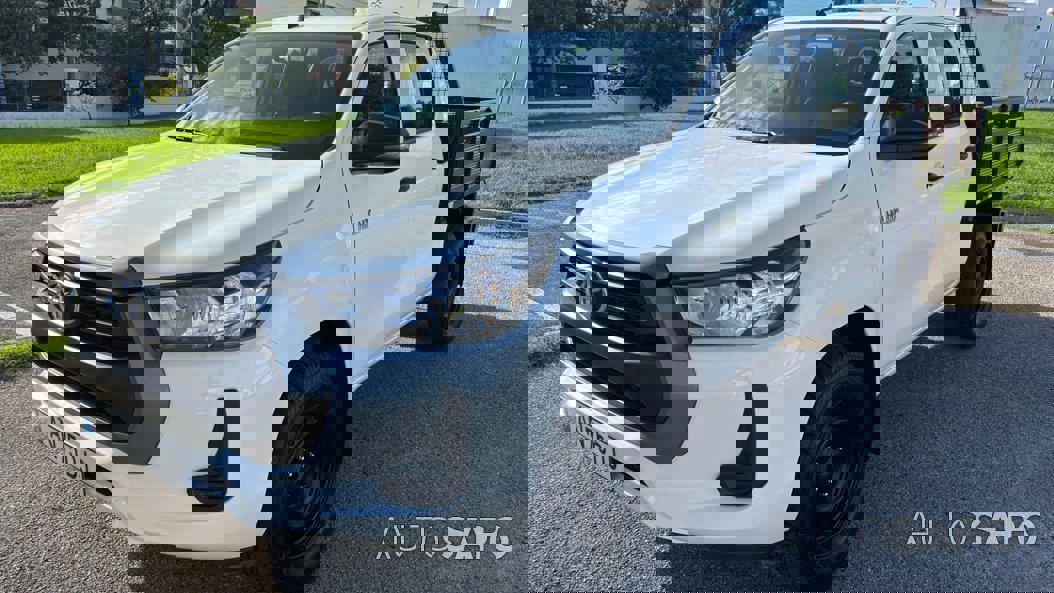 Toyota Hilux 2.4 D-4D 4WD CD CM de 2021