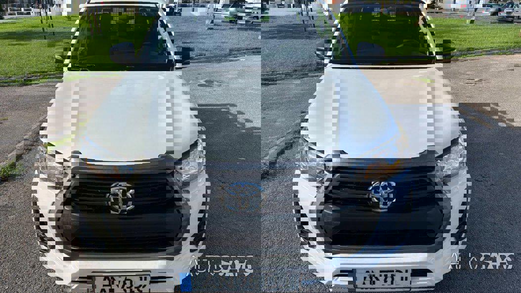Toyota Hilux 2.4 D-4D 4WD CD CM de 2021