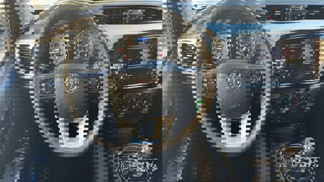 Toyota Hilux 2.4 D-4D 4WD CD CM de 2021