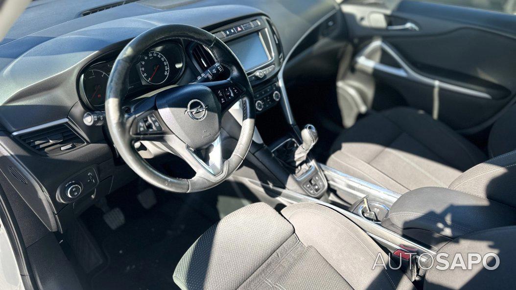 Opel Zafira de 2019