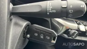 Peugeot 3008 1.5 BlueHDi Active Pack de 2020