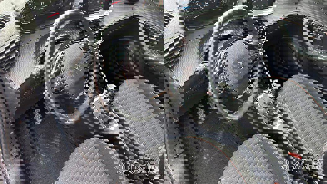 Peugeot 2008 1.5 BlueHDi Active Pack de 2021