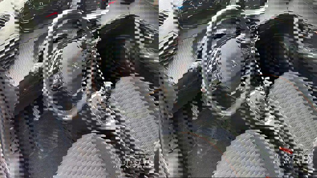 Peugeot 2008 1.5 BlueHDi Active Pack de 2021