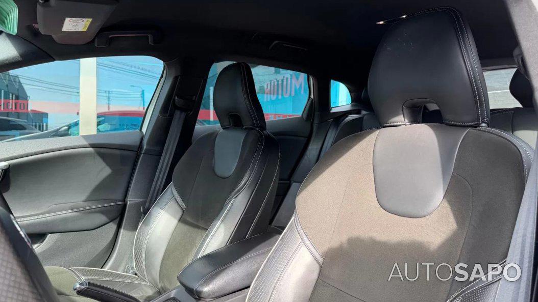 Volvo V40 2.0 D2 R-Design de 2015
