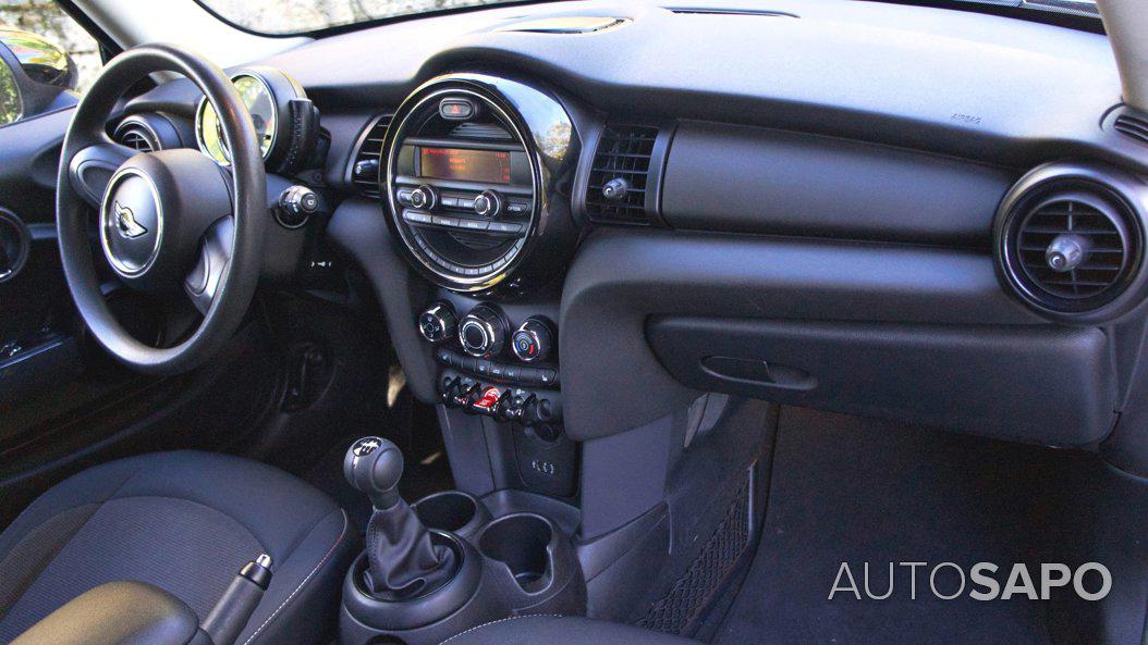 MINI One Standard de 2014